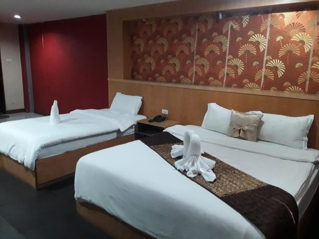New Pind Balluchi Inn パッタヤー エクステリア 写真