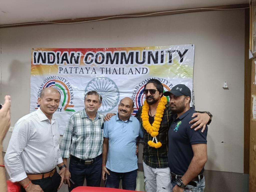 New Pind Balluchi Inn パッタヤー エクステリア 写真