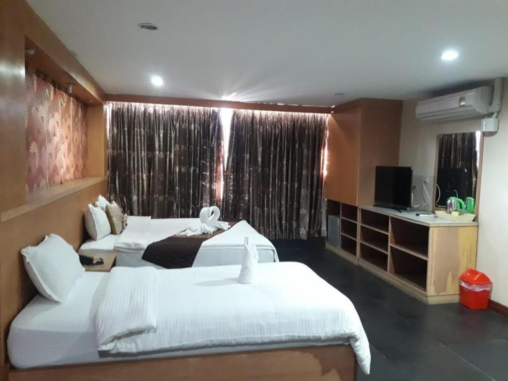 New Pind Balluchi Inn パッタヤー エクステリア 写真